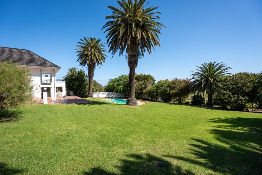 5 Bedroom Property for Sale in Lyndoch Western Cape